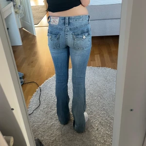 True religion jeans - Fina true religion jeans med innerbenslängden: 76 cm.💕