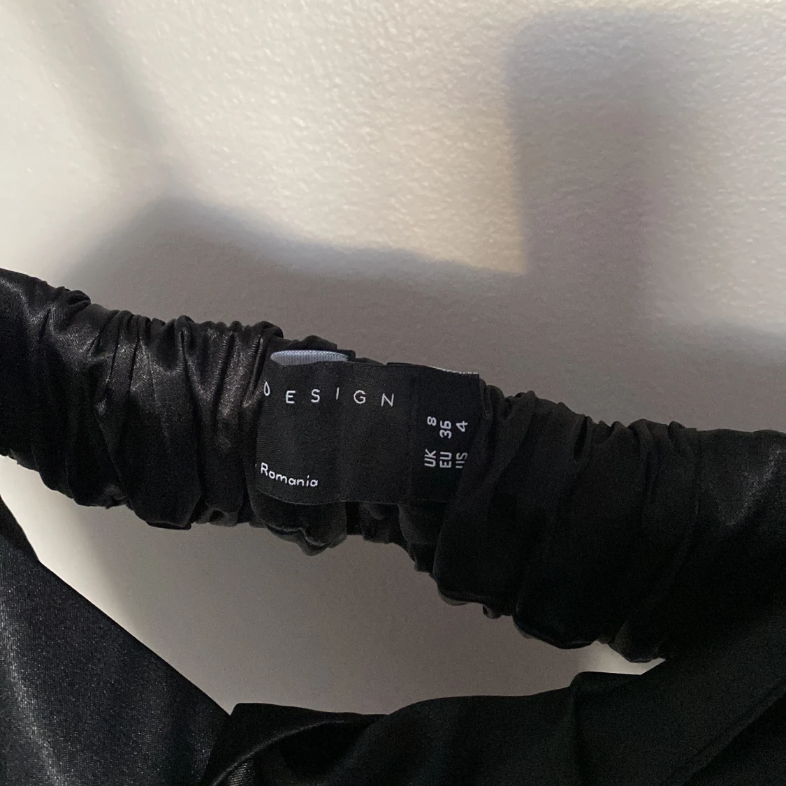 Svart topp från ASOS DESIGN - 1