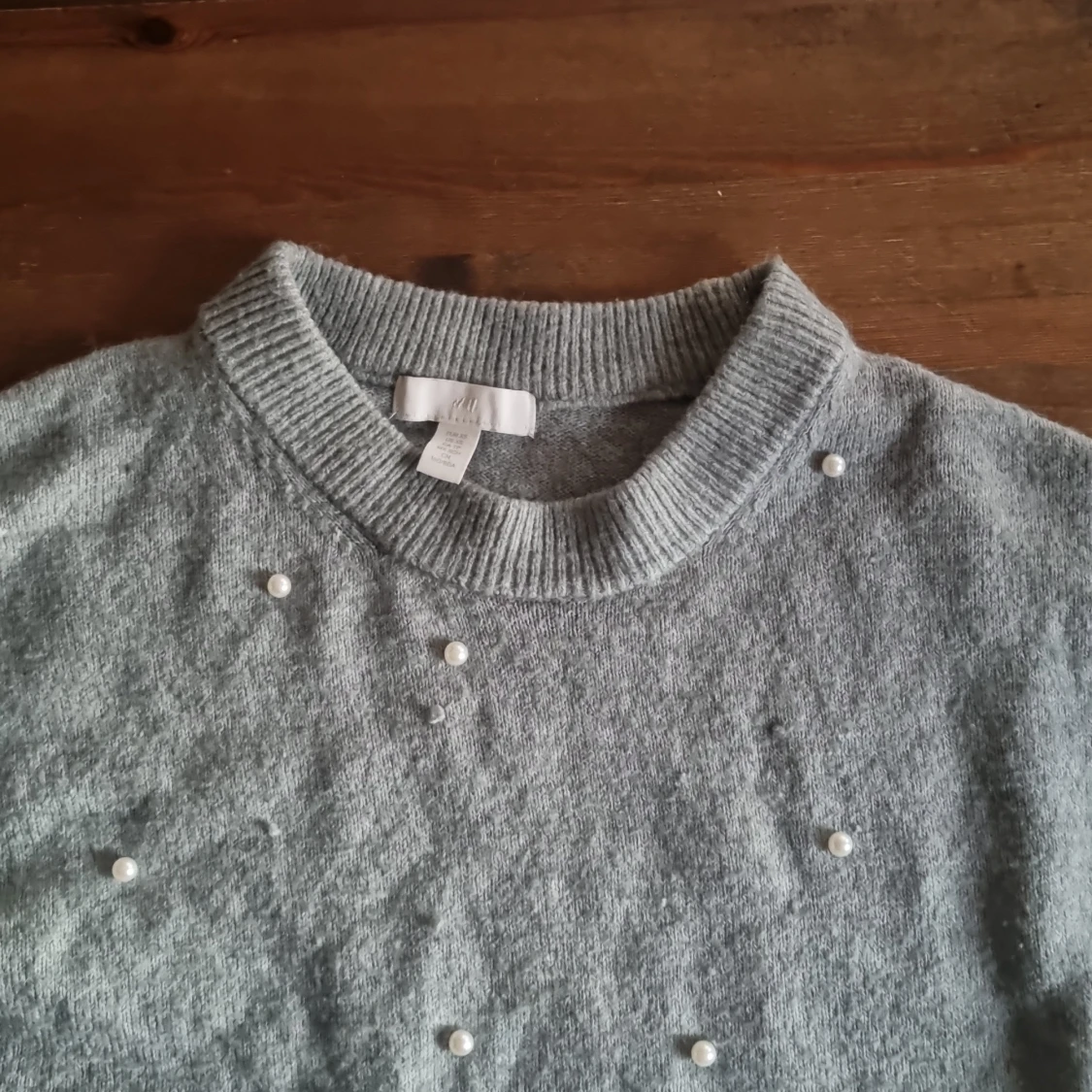 Grön stickad tröja med pärlor H&M XS