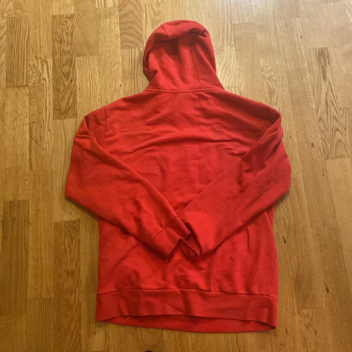 Röd HOODRICH hoodie med tryck - 4