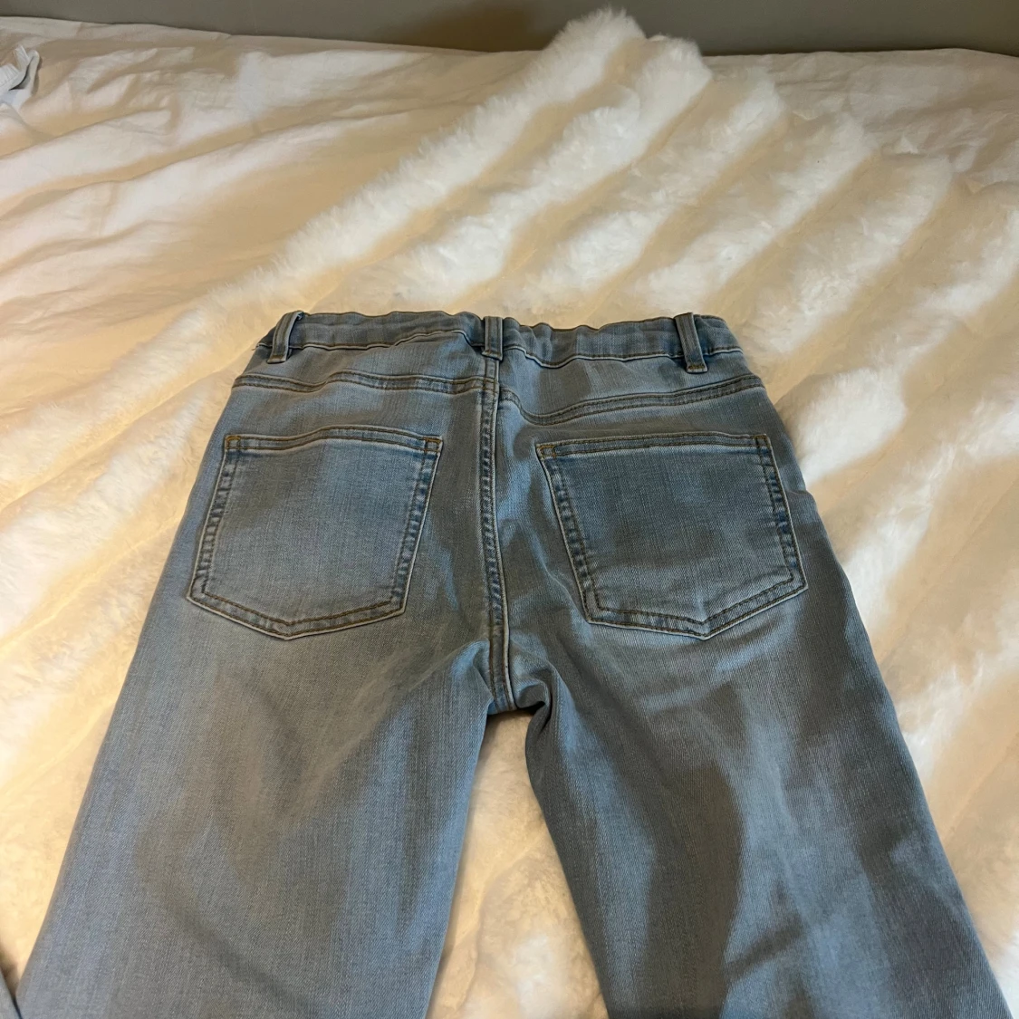 Ljusblå bootcut jeans - 1