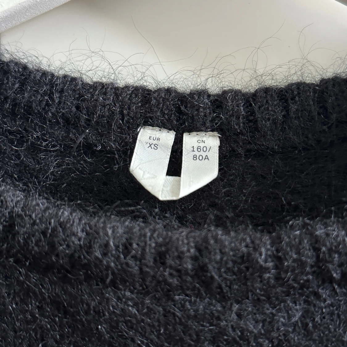 Svart stickad tröja från Arket - 1