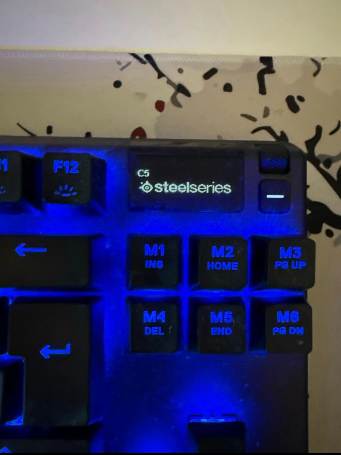 SteelSeries Apex Pro TKL gaming keyboard  - 2