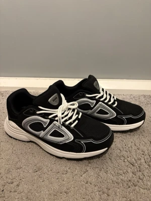 B30 - B30 skor, hör av er vid minsta fundering😁