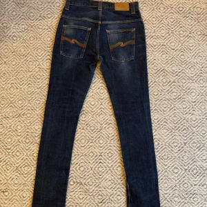 Nudie jeans  - Nudie jeans - Modell: Tape Ted - Storlek: W29/L32 - skick: 9/10 - Nypris runt 2000kr