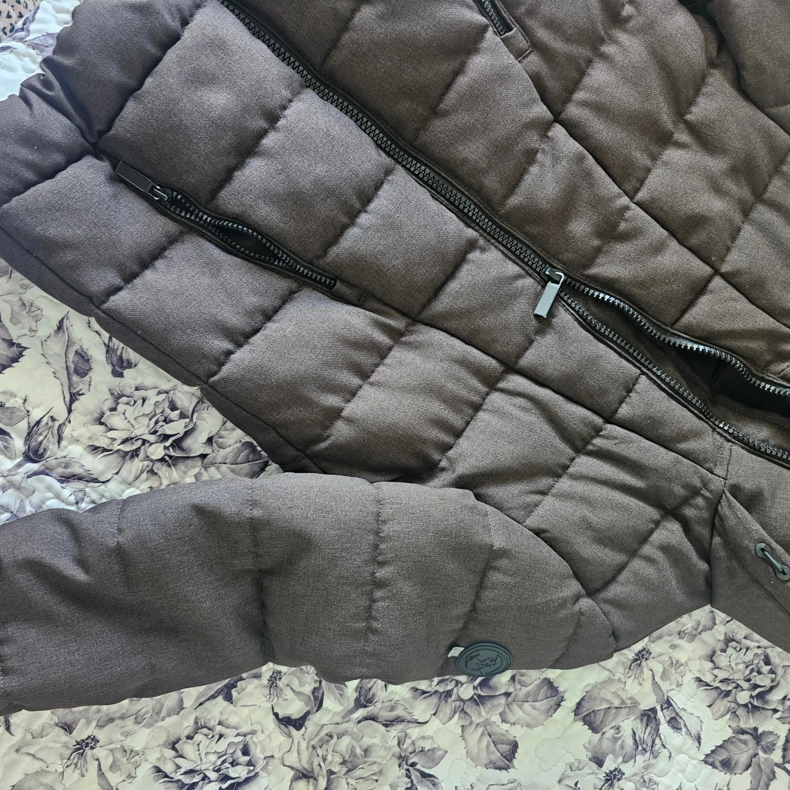 Brun quiltad pufferjacka H&M XS - 1