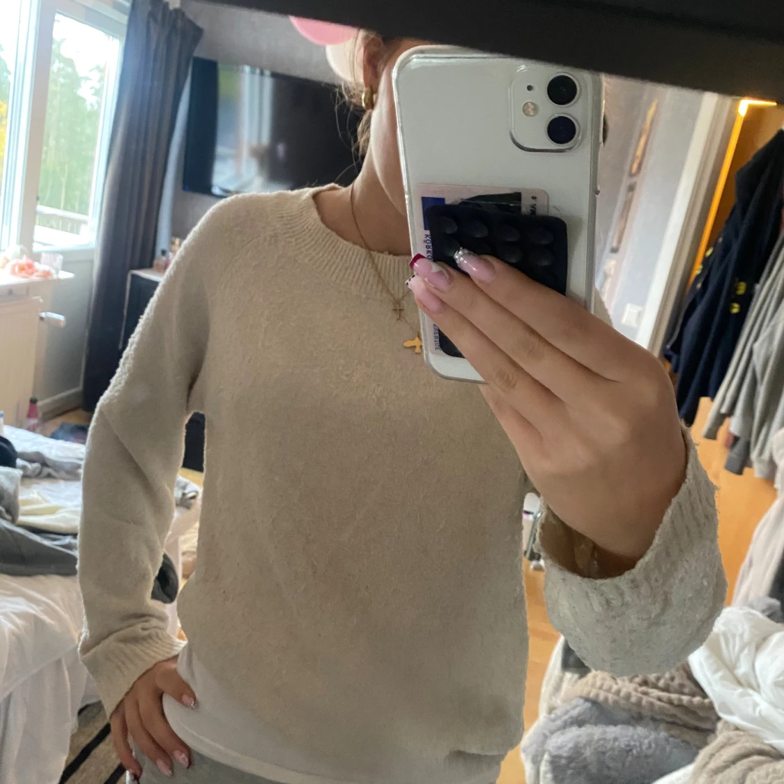 Beige stickad tröja från Vero Moda