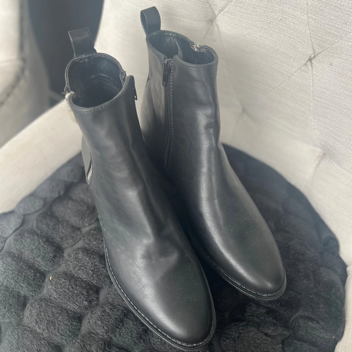 Svarta boots med dragkedja - 1