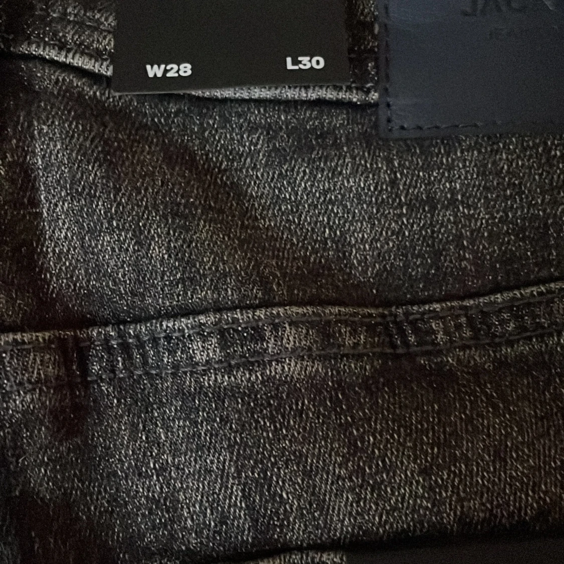 Svarta slitna jeans - 2