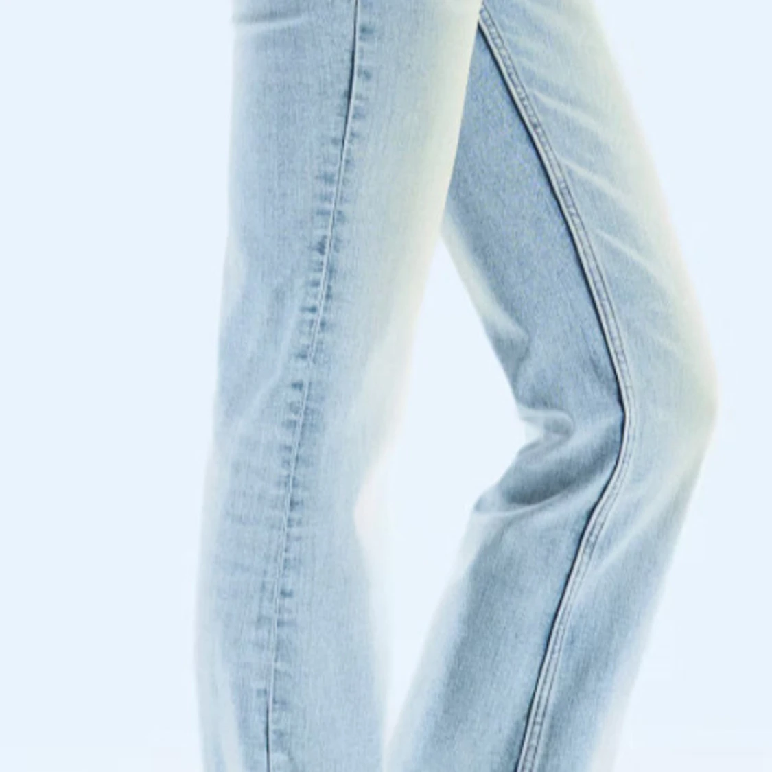 Ljusblå bootcut jeans - 1