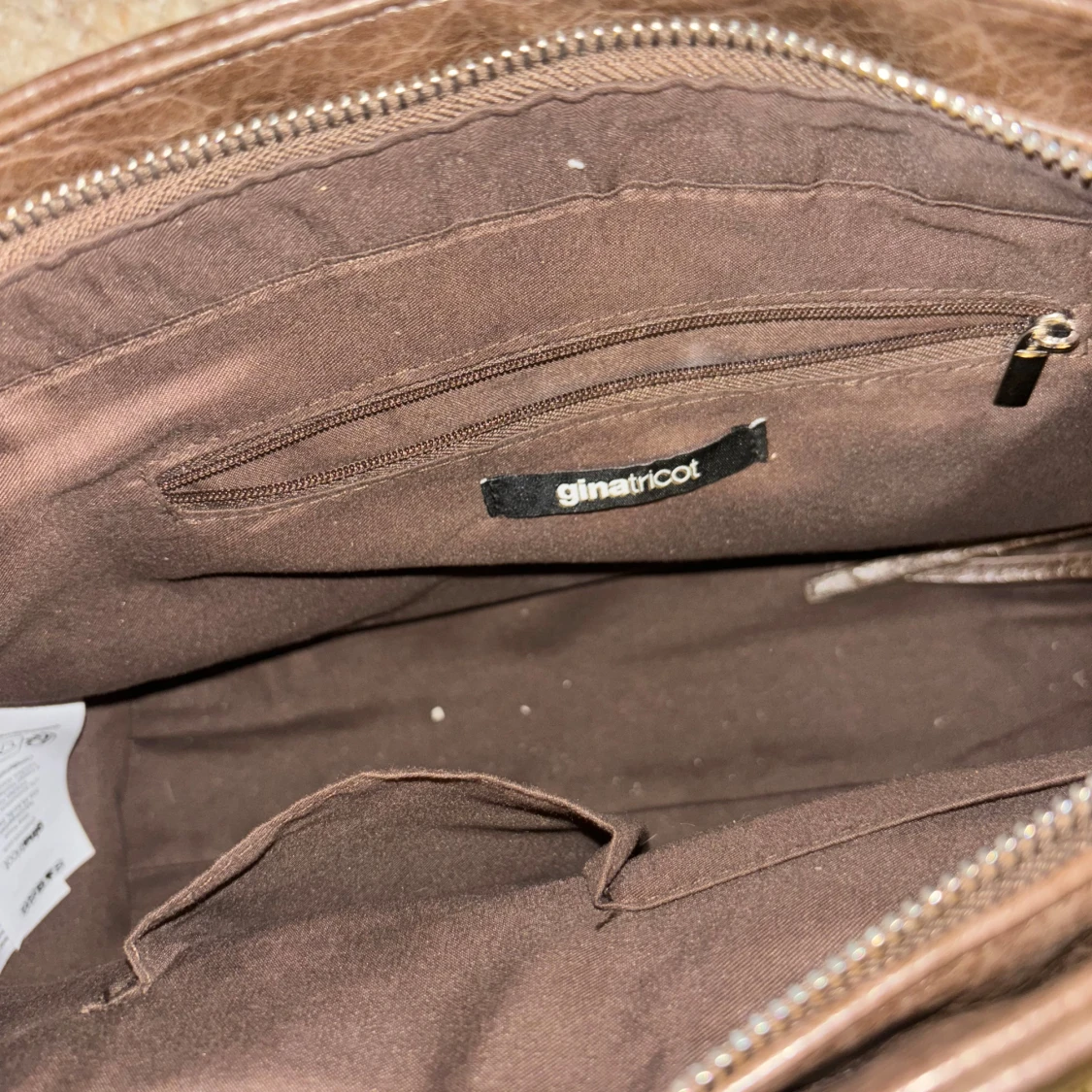 Brun handväska från Gina Tricot - 1