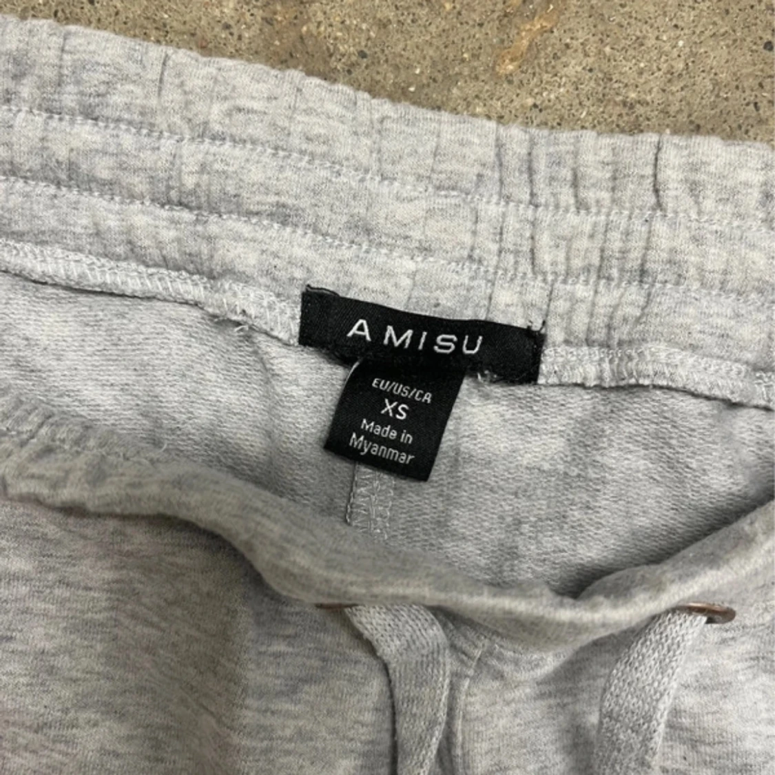 Grå mjukisbyxor från Amisu XS - 1