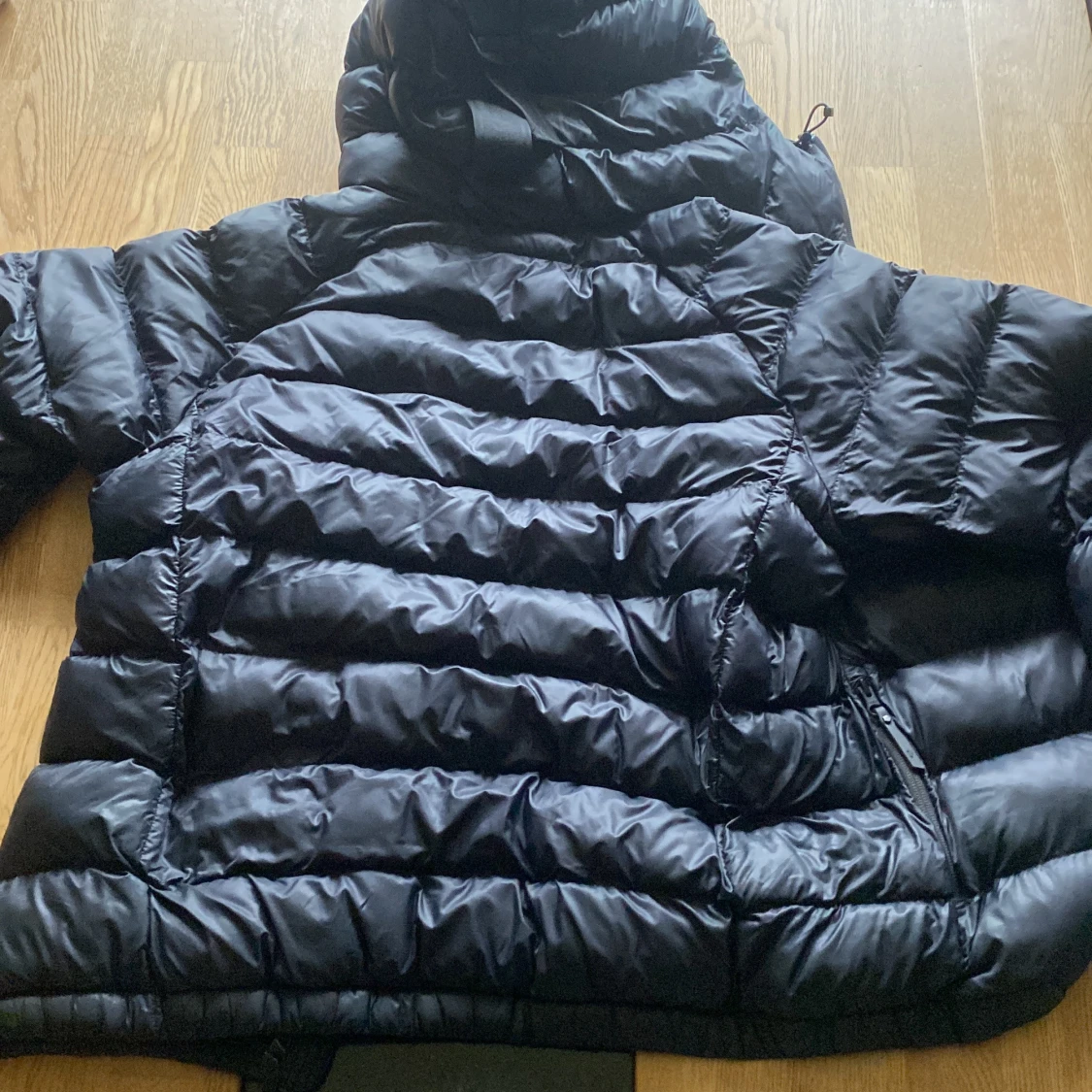 Svart dunjacka från Peak Performance M - 3
