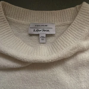 Stickad tröja från other Stories - Jättefin tröja från other stories. Storlek Small. Fint skick.