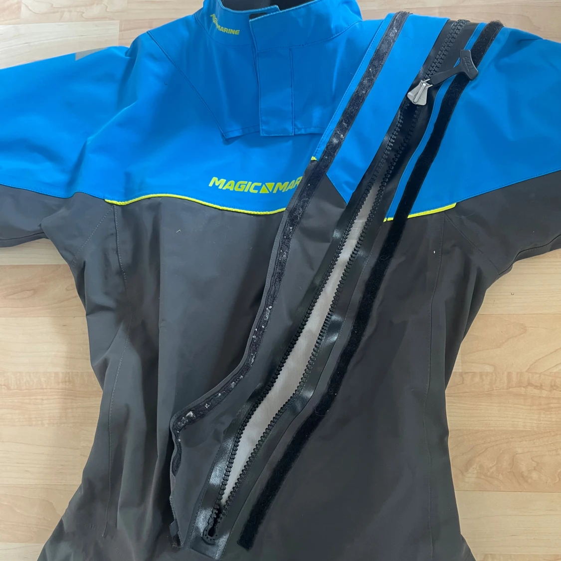 Magic Marine blå och svart torrdräkt för segling - 1