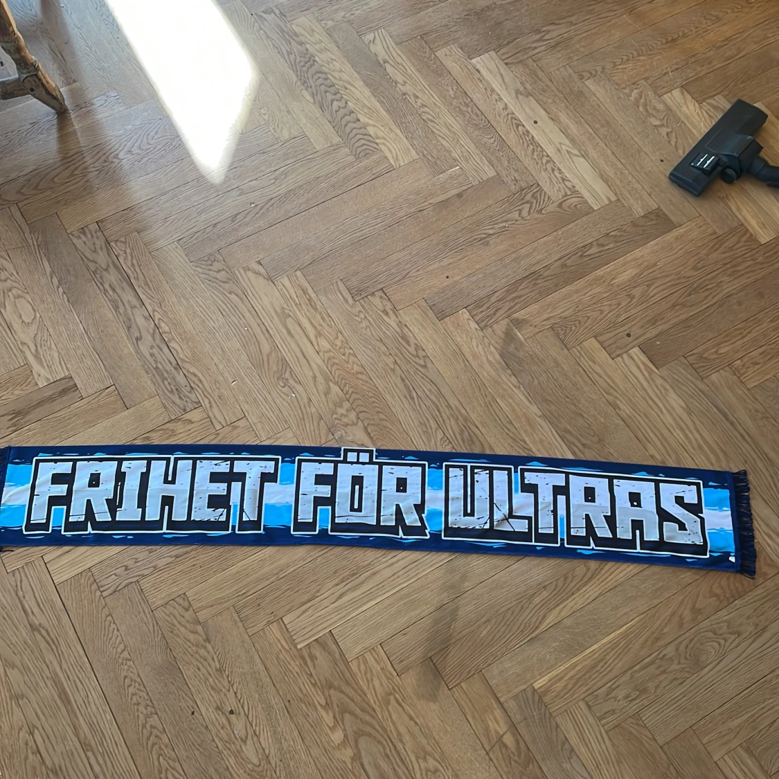 Sofialäktaren scraf - 1