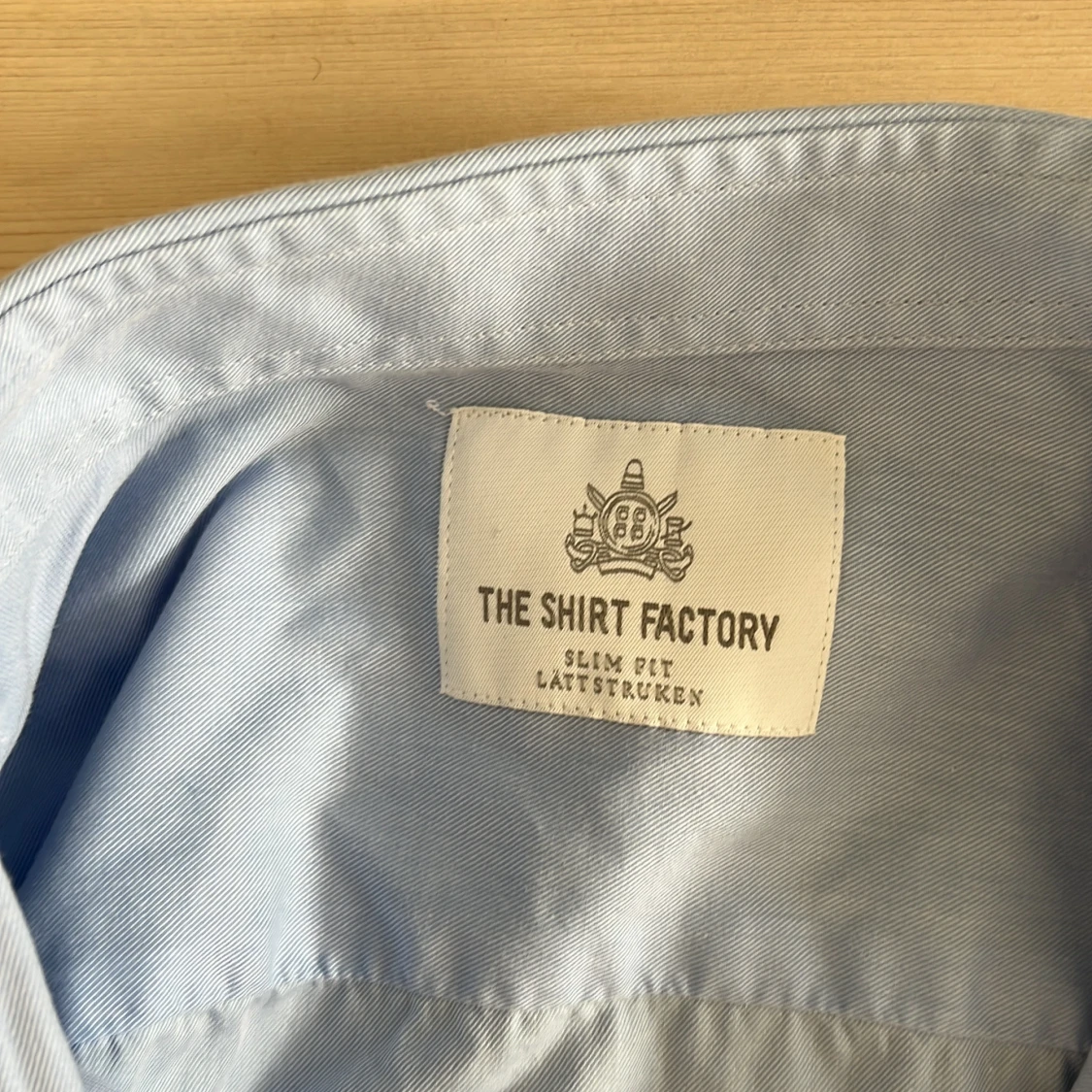 Ljusblå skjorta från The Shirt Factory - 2