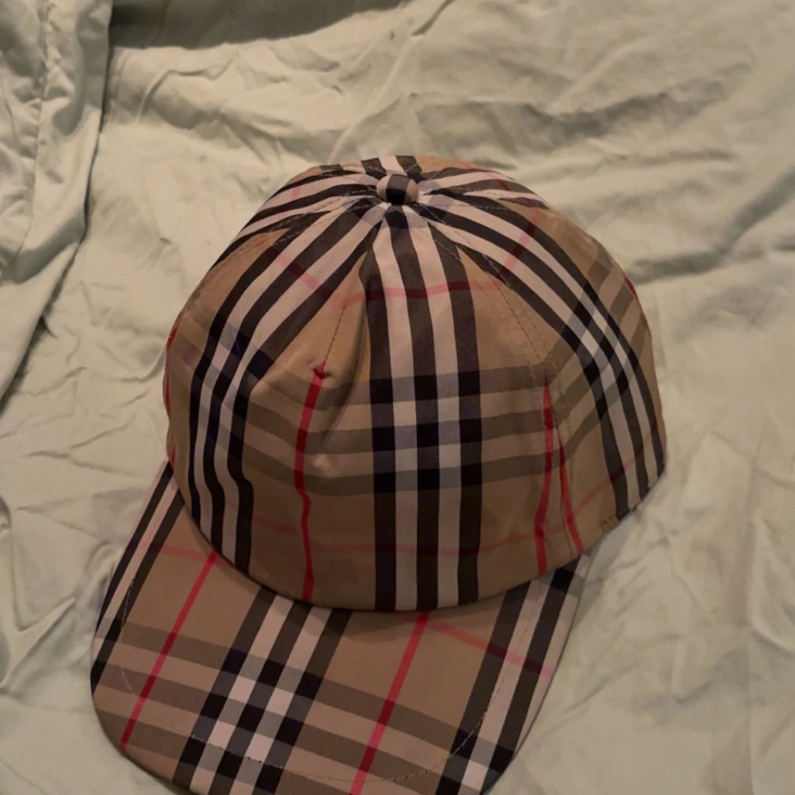 Rutig keps från Burberry