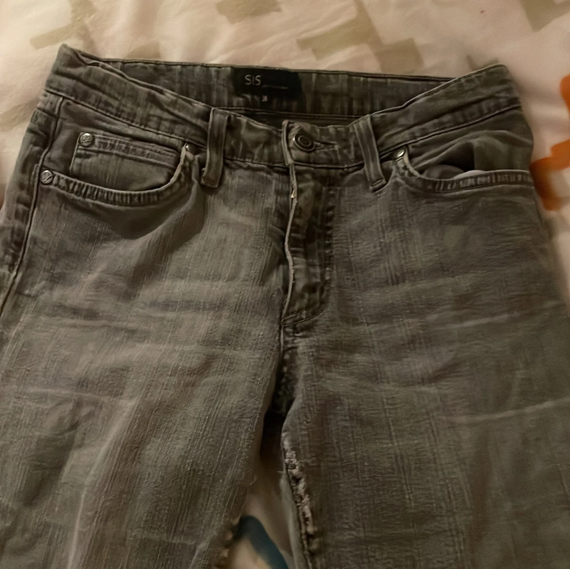 Grå jeans från SIS by Sisters, strl 36