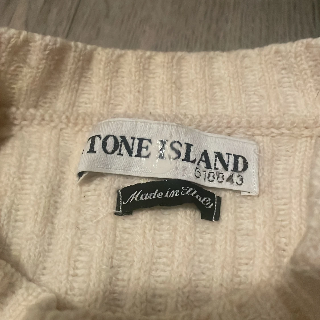 Beige stickad Stone Island tröja - 2