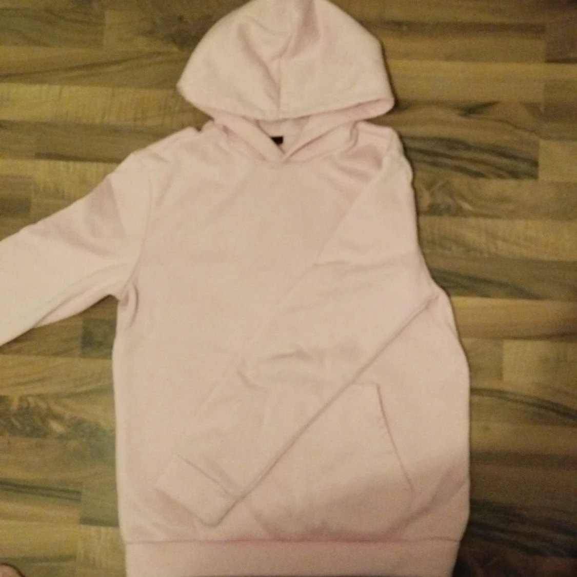Ljusrosa hoodie med björnmotiv - 1