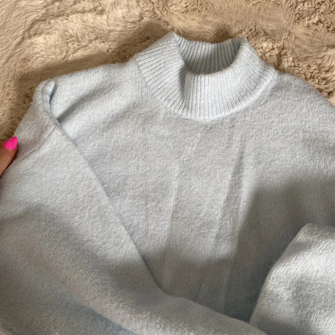 Ljusblå stickad tröja från Monki - 1