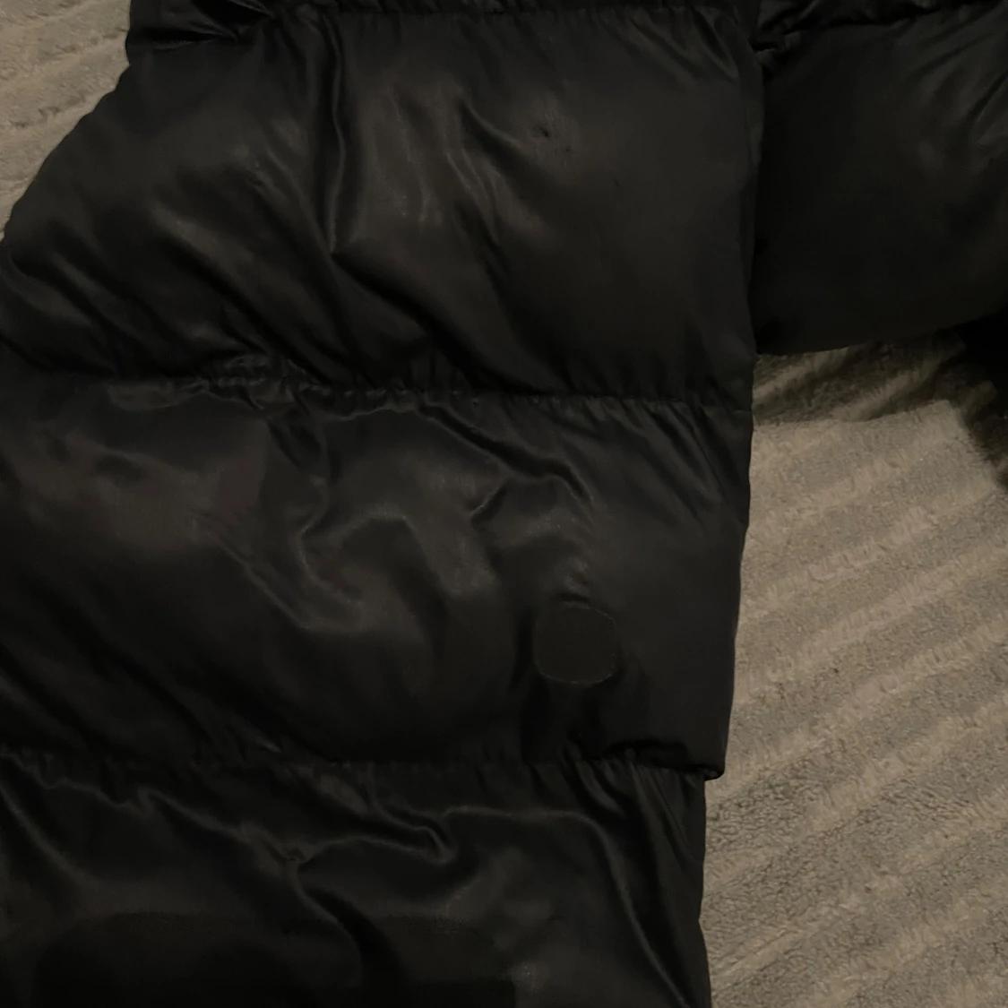 Svart dunjacka Peak Performance S - 3