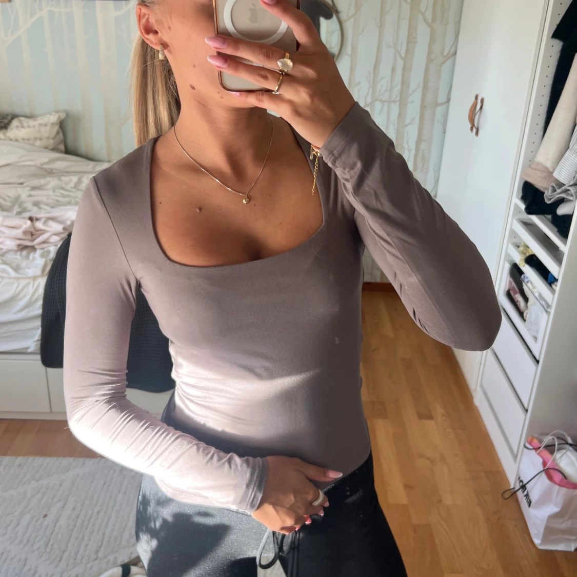 Grå beige långärmad topp från H&M