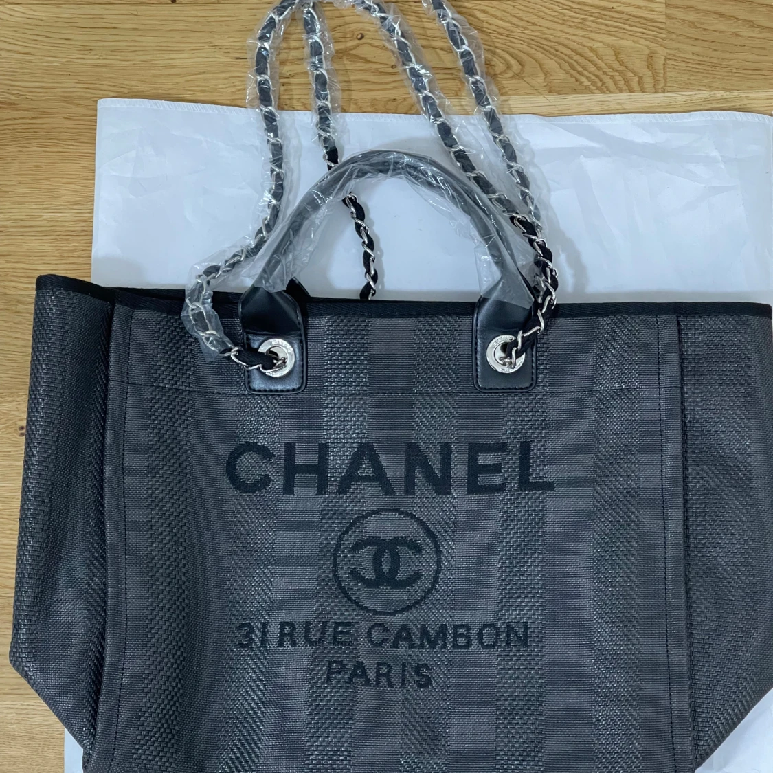 Svart shoppingväska  - 1