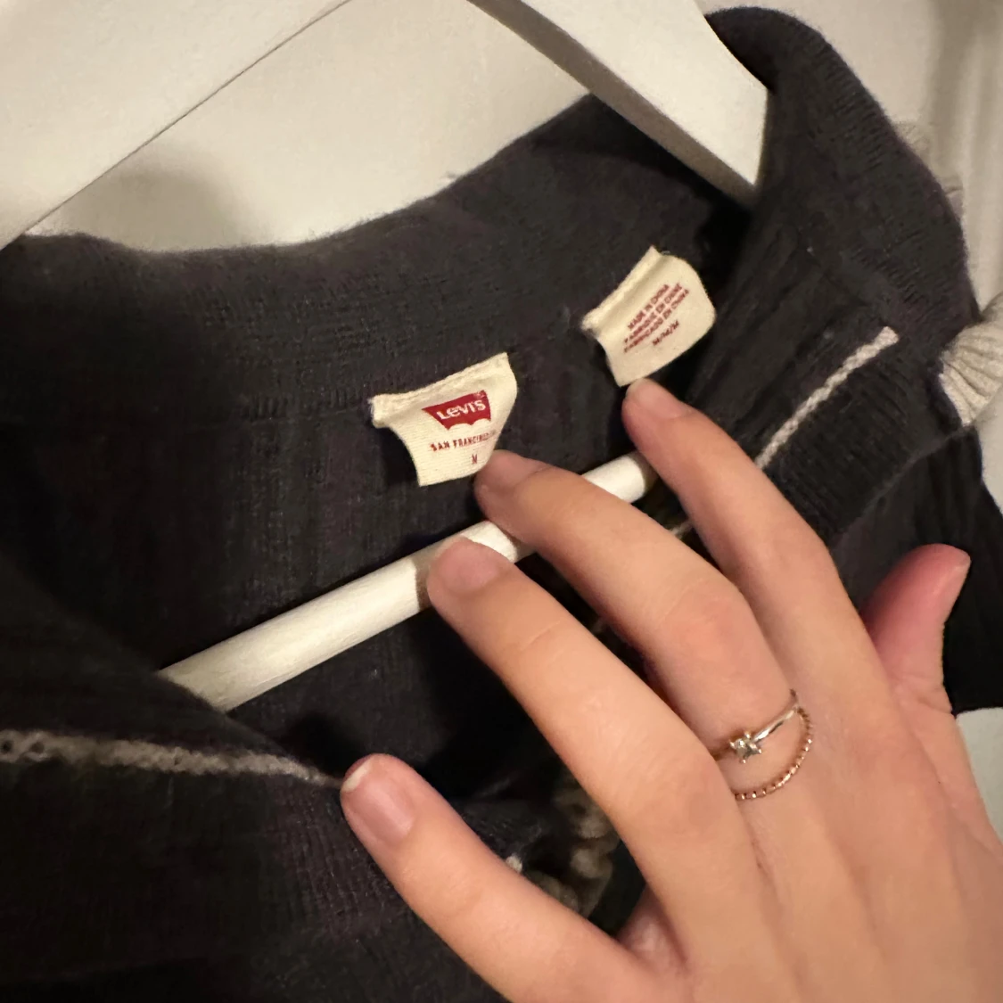 Svart ribbad Levi's pikétröja med krage - 1