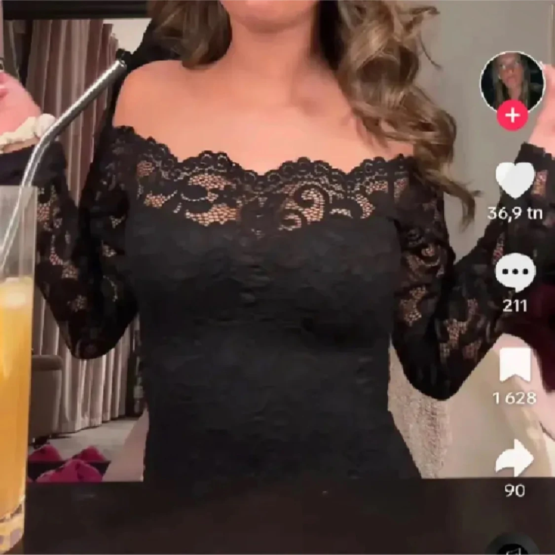 Offshoulder spetsbody  - 1