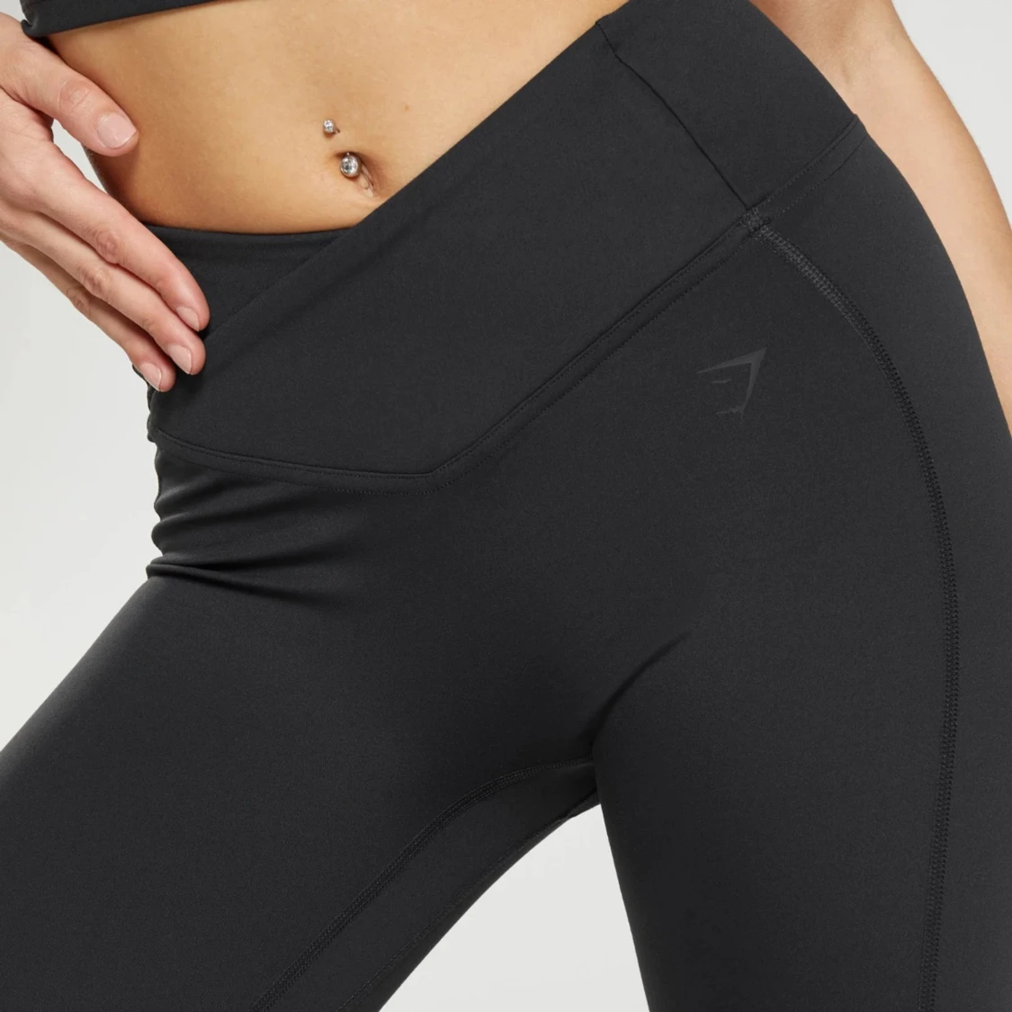 Träningsset - Svarta leggings från Gymshark och träningströja från Ronhill - 2