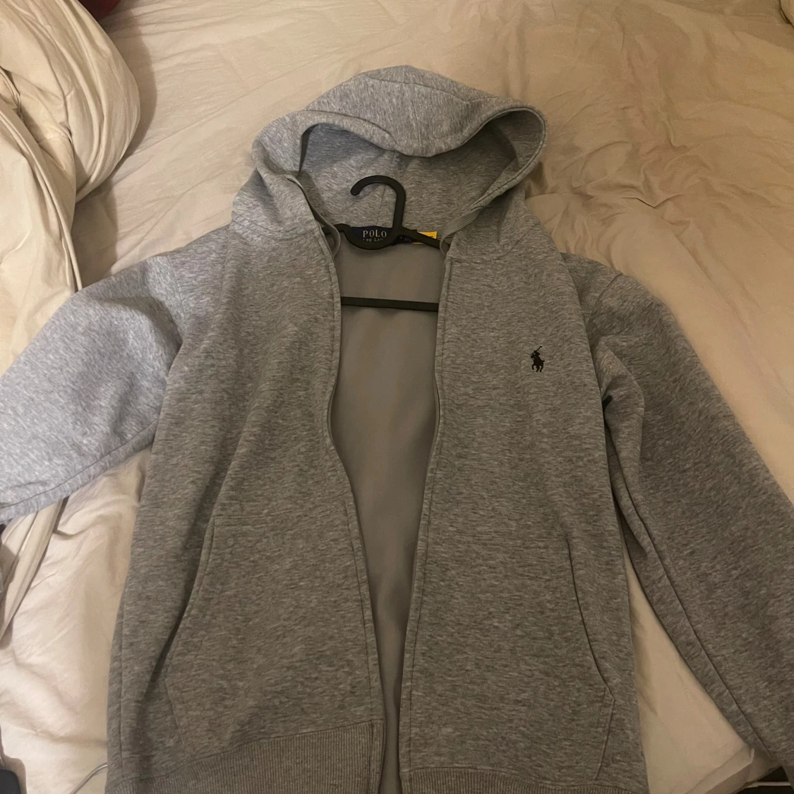 Grå hoodie från Polo Ralph Lauren