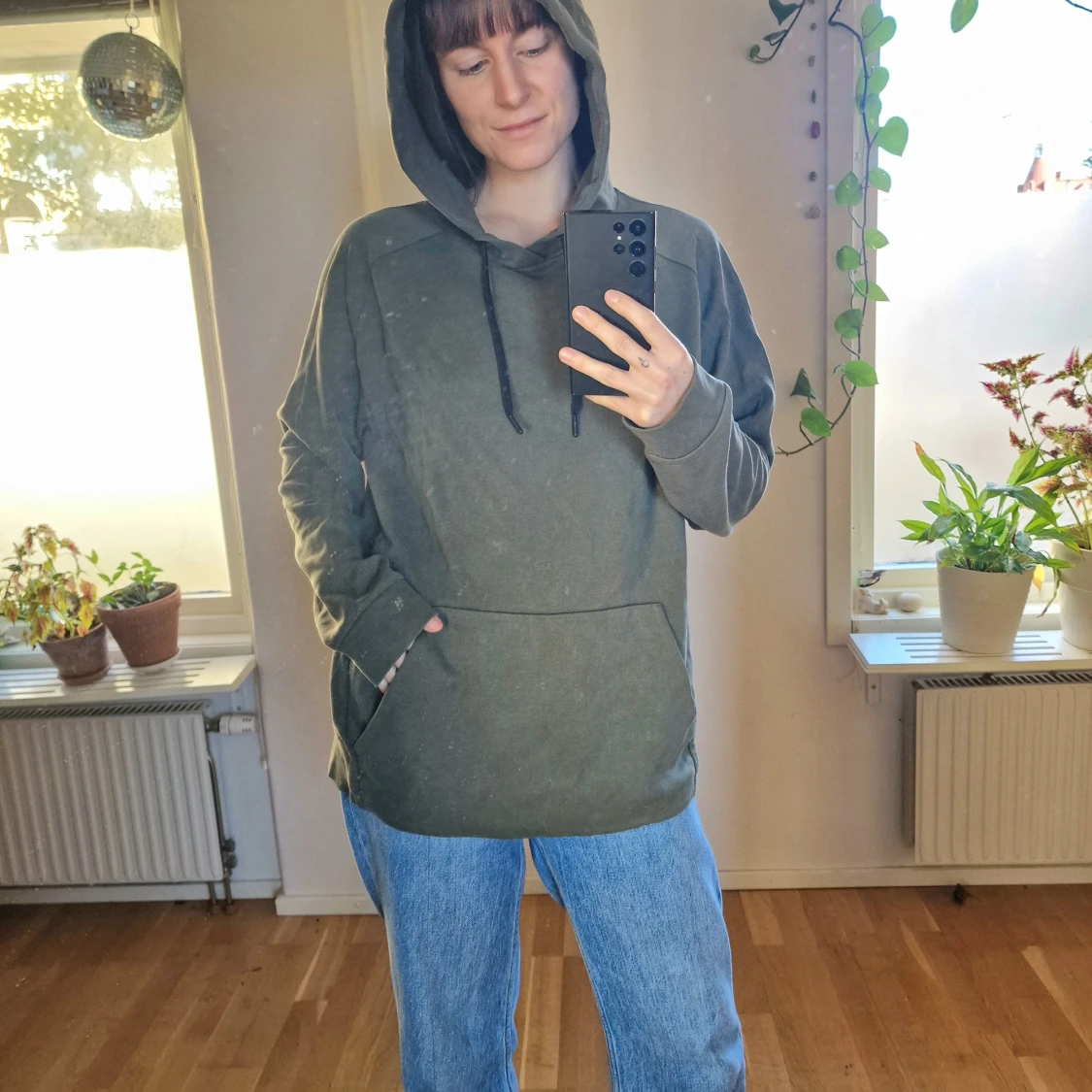 Grön hoodie