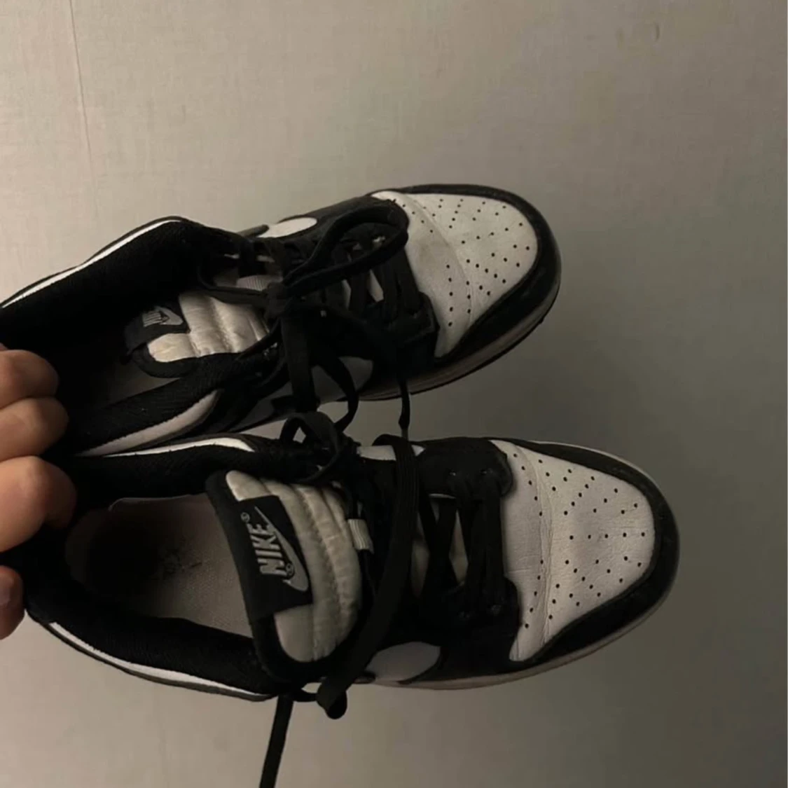 Nike Dunk Low svart/vit sneakers - 1