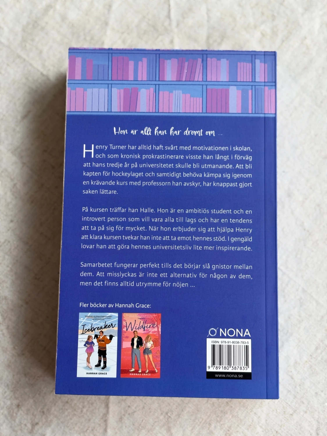 Daydream - Hannah Grace - 1