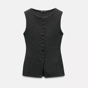 Topp - Så fin topp som passar så fint nu till hösten, väldigt skön i materialet!😘😘😚