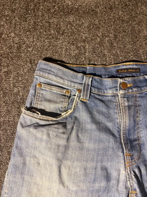 Vintage Nudie jeans  - Ett par vintage Nudie jeans som Tyvär inte passar mig. Priset är inte hugget i sten Hör av er vid minsta fråga🙌🏼🙌🏼😆