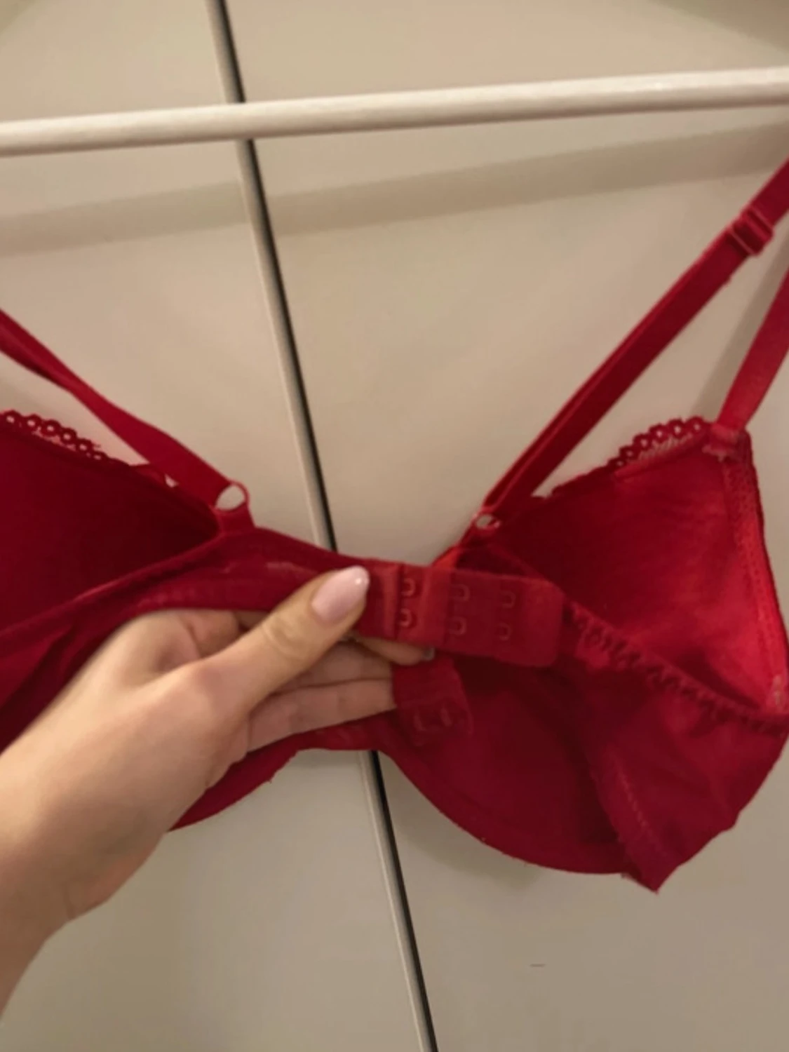 Röd spets-bh med justerbara band - 2