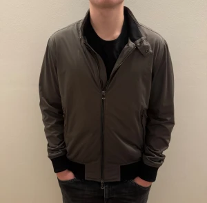 Oscar Jacobson Jacka - - Condition: 9,5/10 - Color: Gray/Brown - Size: S