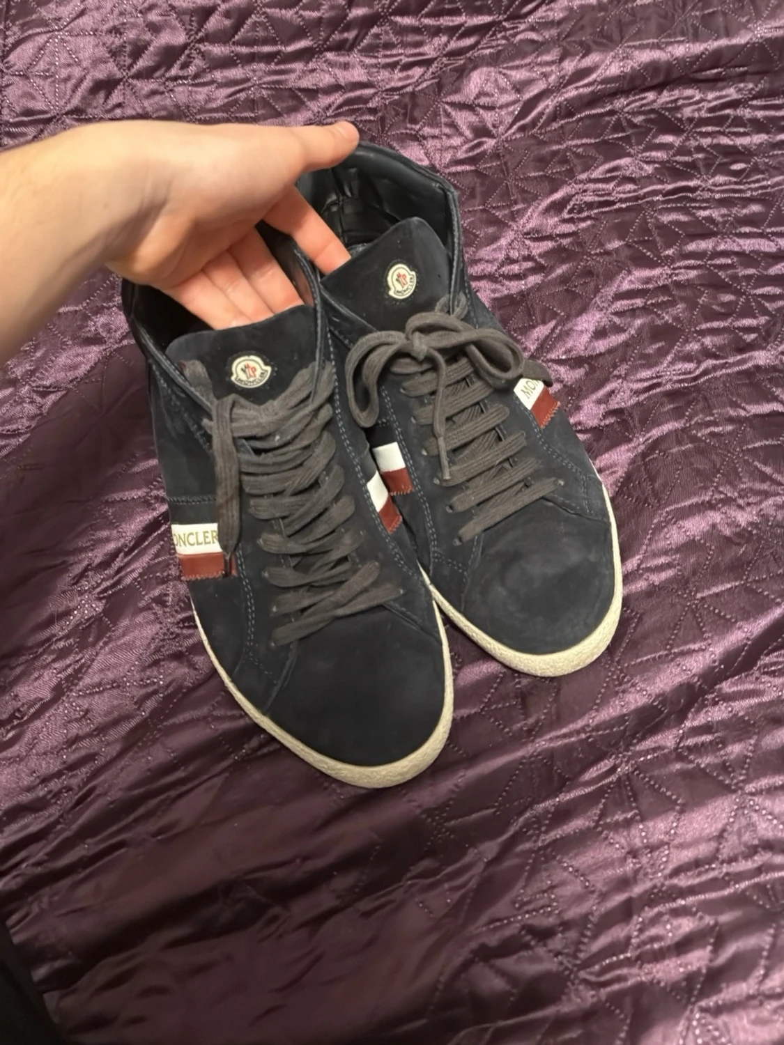 Moncler svarta mocka vinterskor