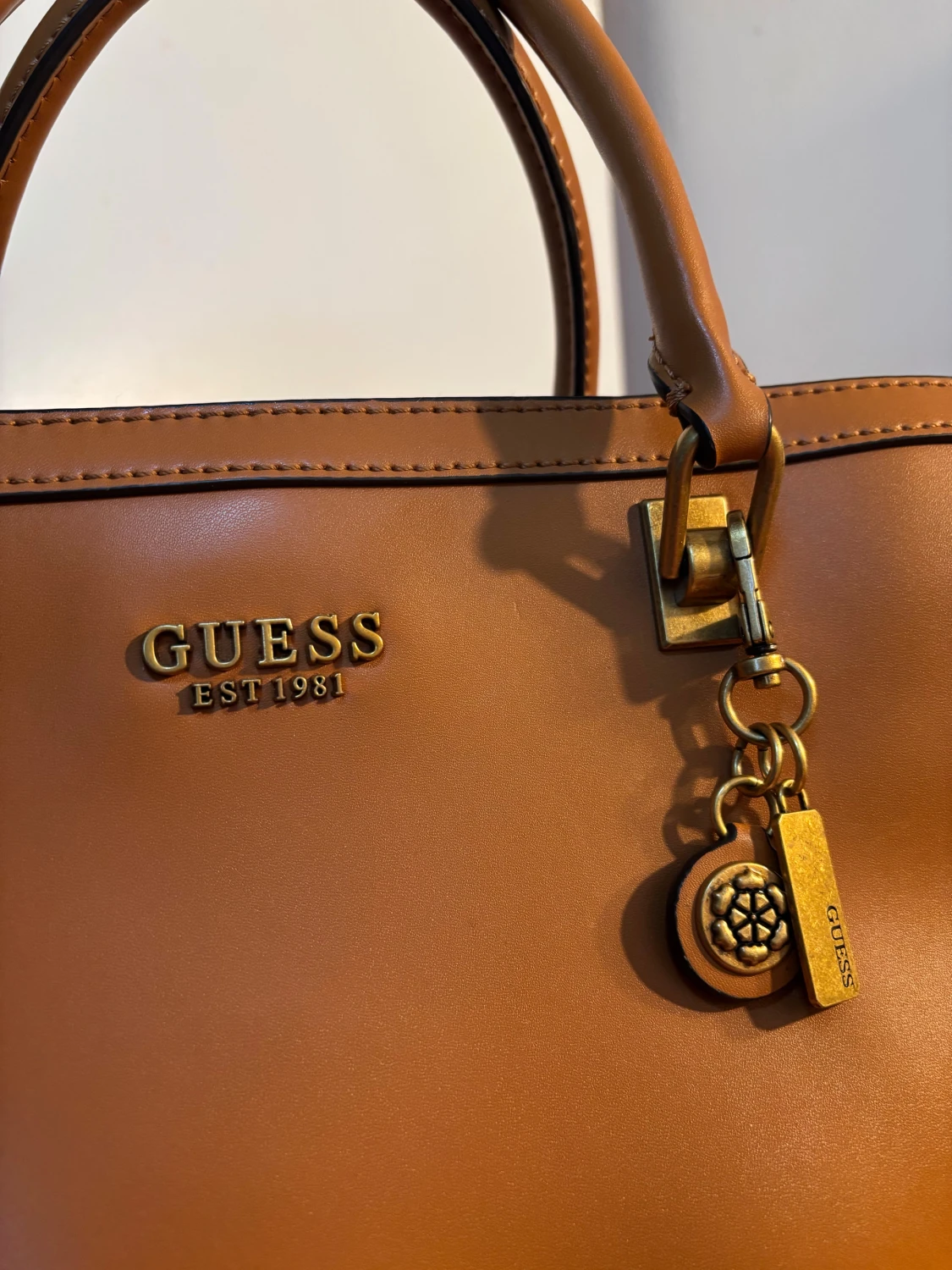 GUESS väska brun - 1