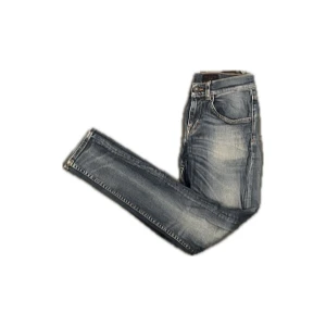 Tiger of sweden slim ground. 29/32 - Snygga blå jeans från Tiger of Sweden med klassisk femficksdesign och skinny passform. Jeansen har orangea kontrastsömmar och en mörk läderpatch bak i midjan. Perfekta för dig som gillar en smal siluett och stilren look.