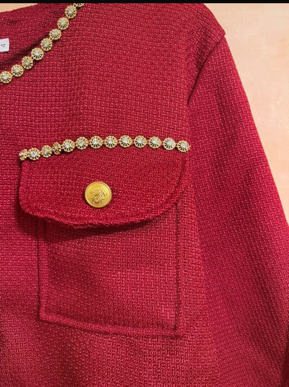 VinRöd jul set   tweed jacka  med gulddetaljer och kjol - 2