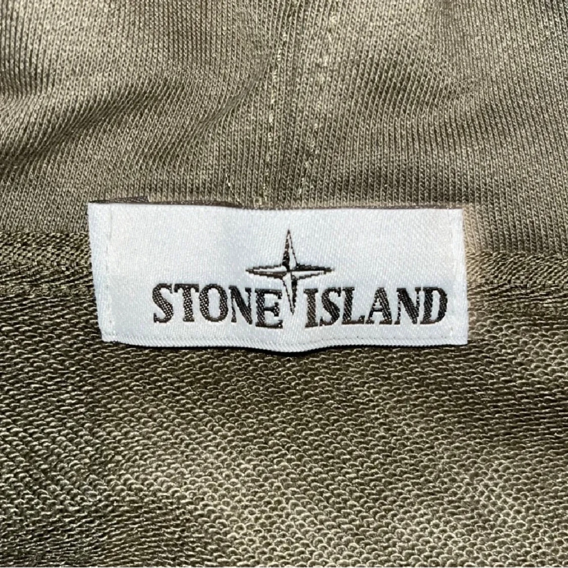 Olivgrön hoodie från Stone Island - 3