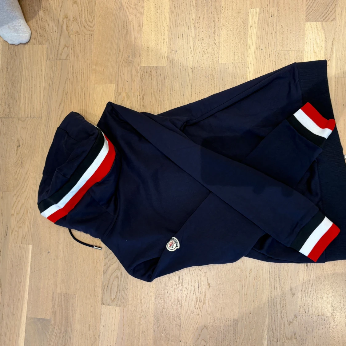 Marinblå Moncler hoodie med dragkedja - 1