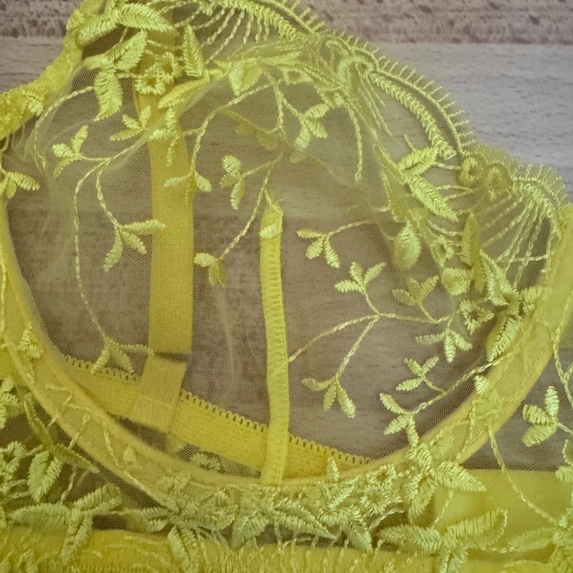 Nya. Gul broderad spets bralette - 3