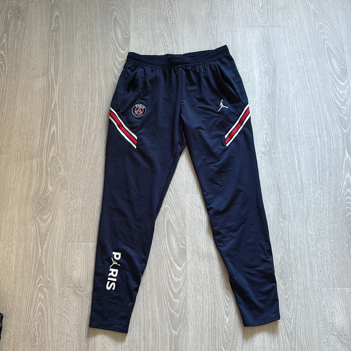 PSG x Jordan träningsbyxor marinblå M