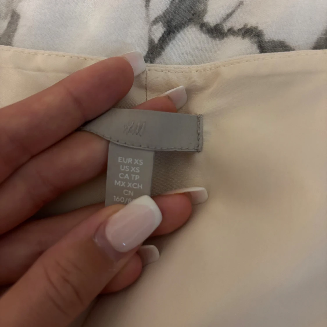 Beige långärmad topp från H&M - 1