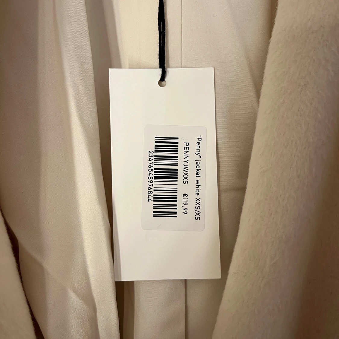 Vit kappa Penny från Meet Me There x Filippa - 4